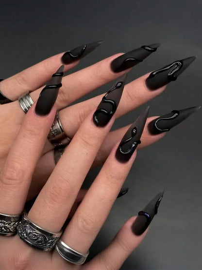 24PCS Black Snake Print Press-On Nails
